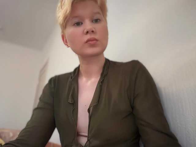Larast live cam on BongaCams