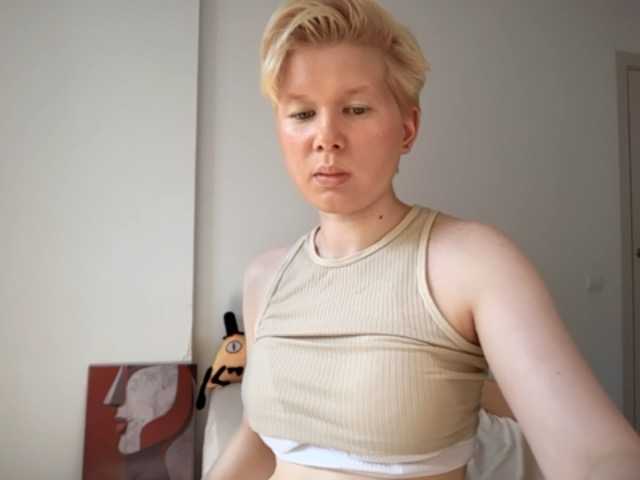 Larast live cam on BongaCams