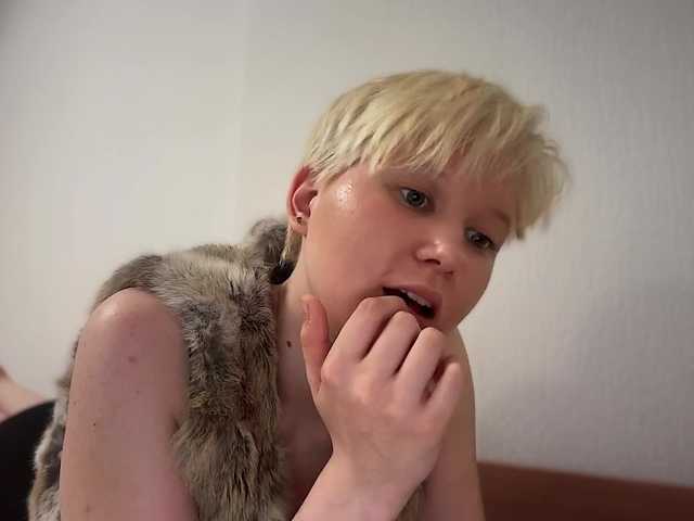 Larast live cam on BongaCams