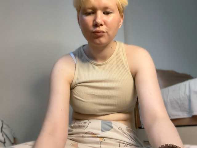 Larast live cam on BongaCams