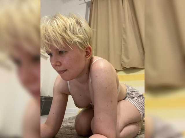 Larast live cam on BongaCams