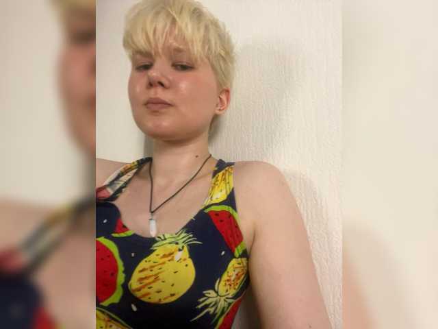 Larast live cam on BongaCams