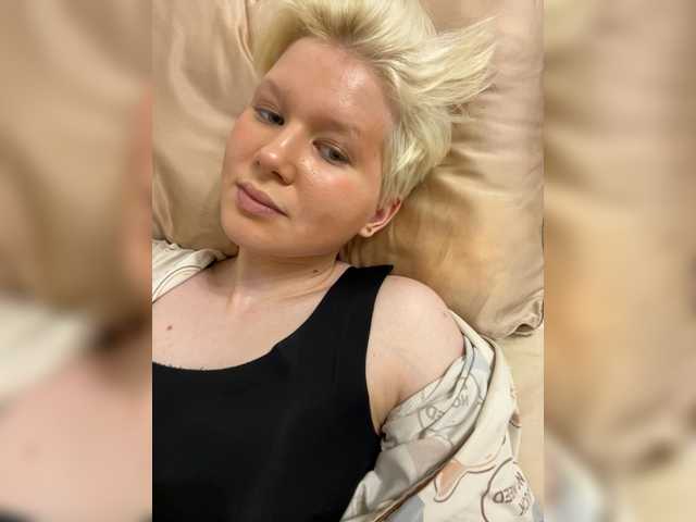 Larast live cam on BongaCams
