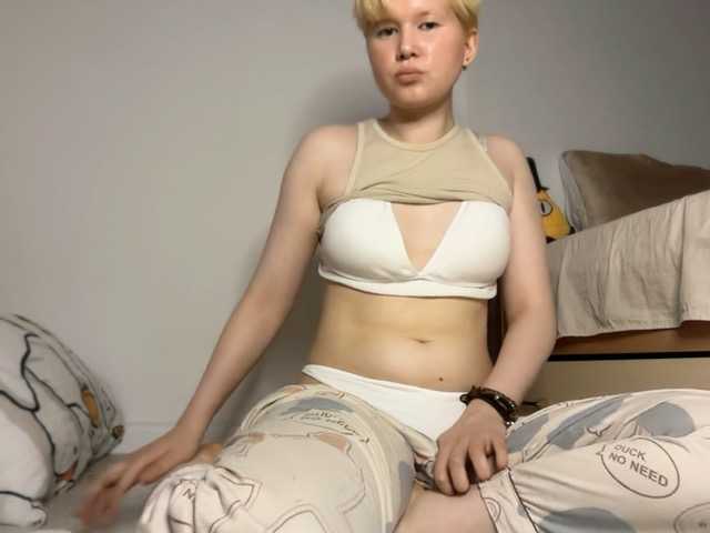 Larast live webcam show