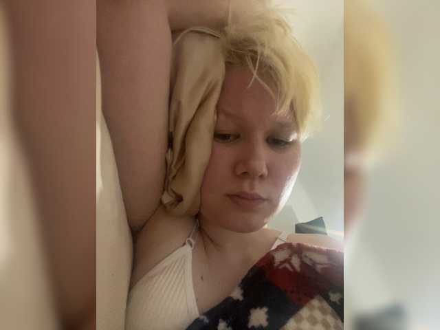 Larast live cam on BongaCams