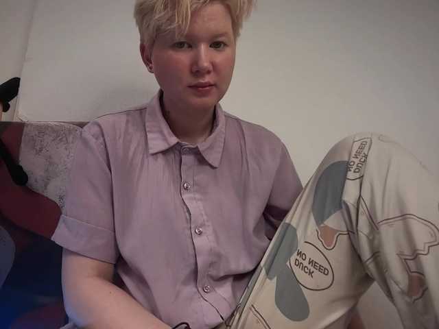 Larast live cam on BongaCams