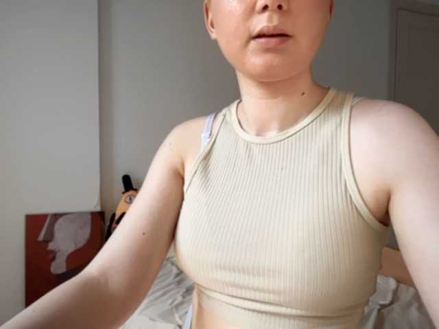 Larast live cam on BongaCams