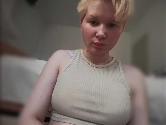 Larast live cam on BongaCams