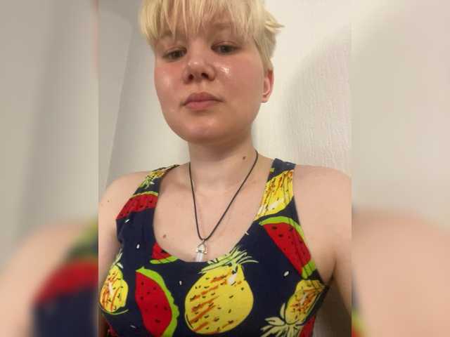 Larast live cam on BongaCams