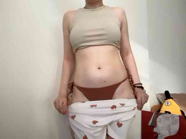 Larast Live Webcam on BongaCams
