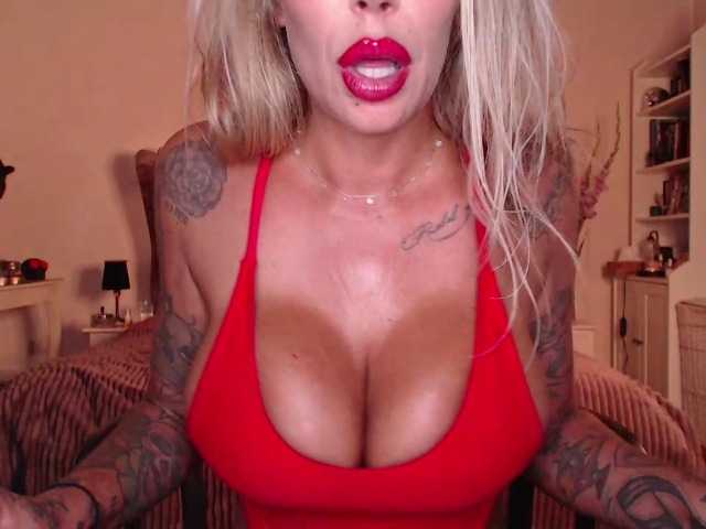 desireSADIE live webcam show