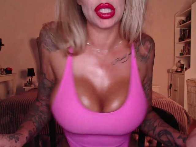 desireSADIE live cam on BongaCams