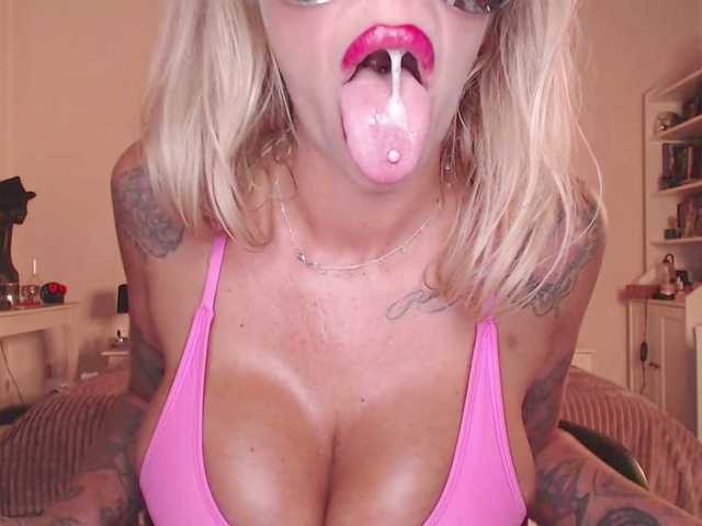 desireSADIE live cam on BongaCams