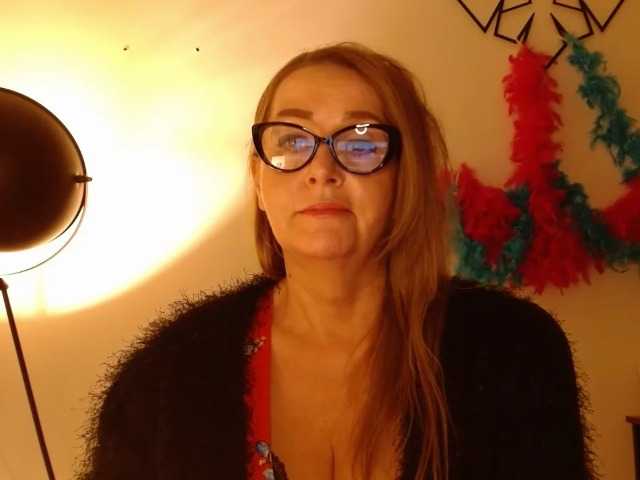 perfectLEA live cam on BongaCams