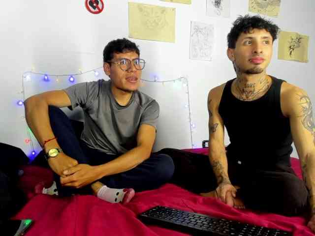 Ji-Won-boys Sex Cam Show