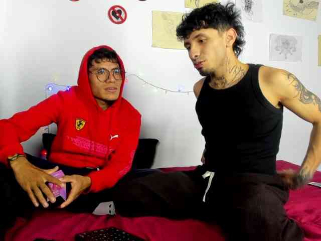 Ji-Won-boys Sex Cam Show