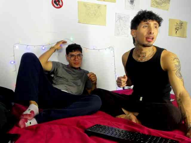 Ji-Won-boys Sex Cam Show