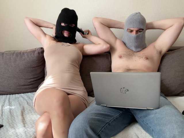 Kitysfeet live cam on BongaCams