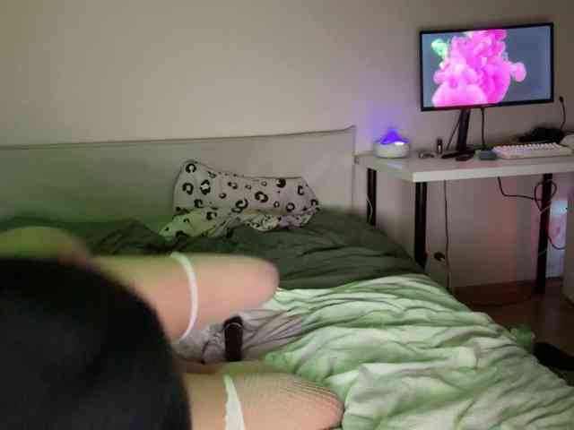 Kitysfeet Sex Cam Show