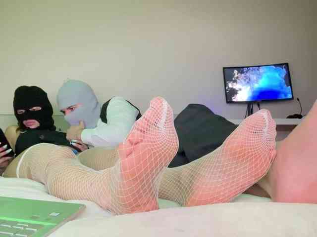 KityANDFreddy webcam