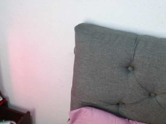 Julirosee live cam on BongaCams