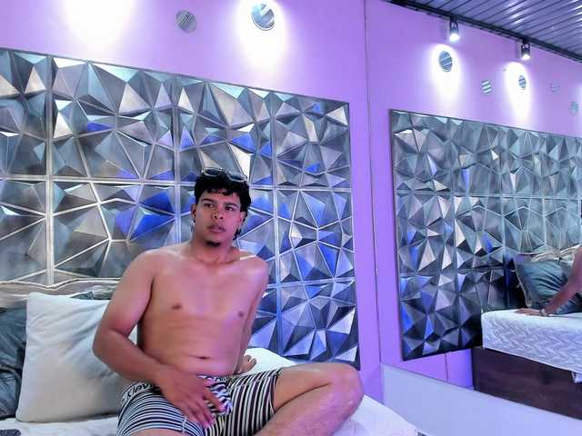 TinaandJhon live webcam show