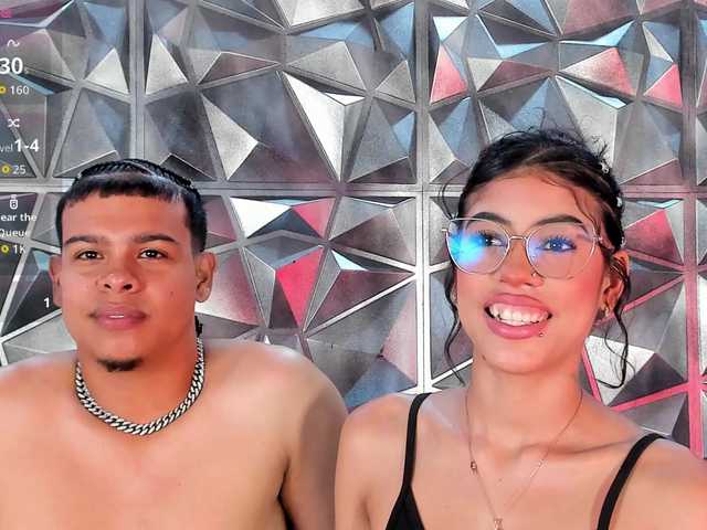 TinaandJhon live cam on BongaCams