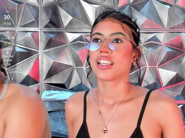 TinaandJhon live cam on BongaCams