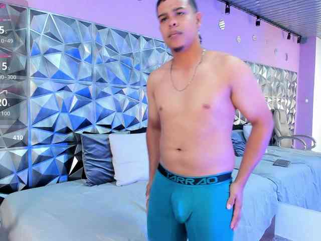 TinaandJhon webcam