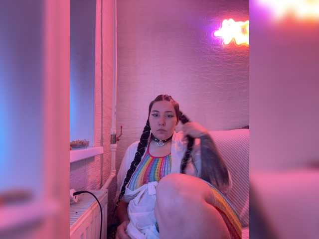 Evav1 live cam on BongaCams