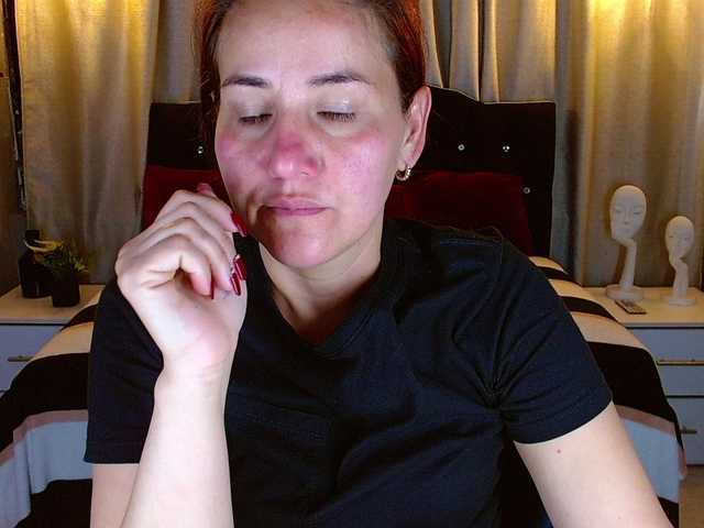 kathekitten Прямой эфир на BongaCams