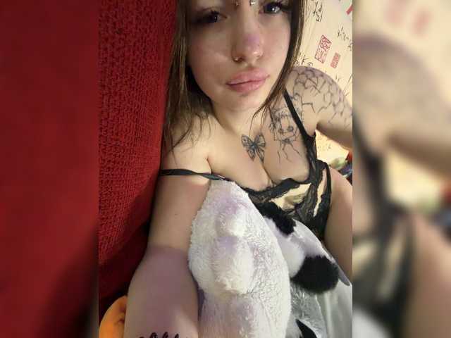 Kisa5678 live cam on BongaCams