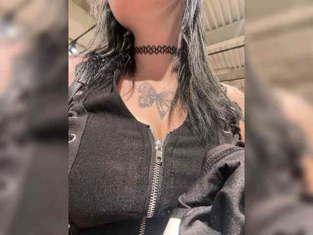 Kisa5678 webcam