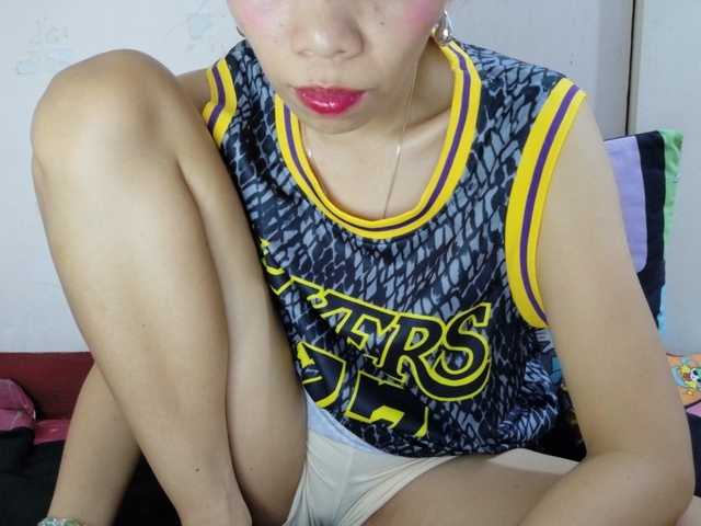 Sweetwildpinay live webcam show