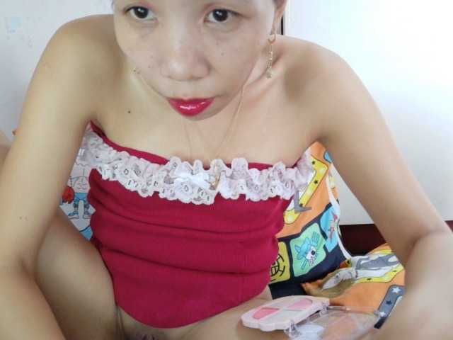 Chat with Sweetwildpinay live cam
