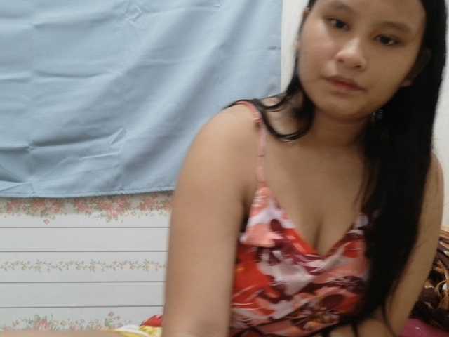 Shymelyn live webcam show