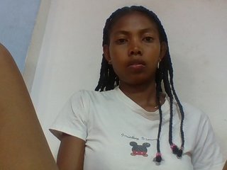Layah7's Live Webcam