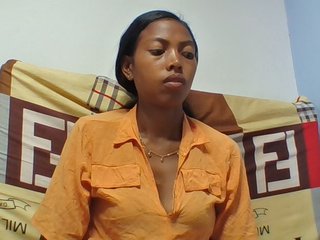 Layah7