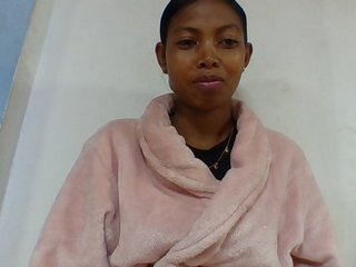 Layah7's Live Webcam