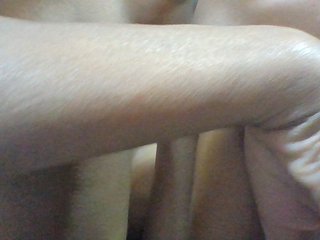 Layah7's Live Webcam