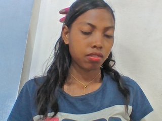 Layah7