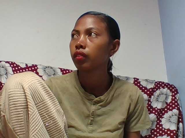 Layah7 live cam on BongaCams