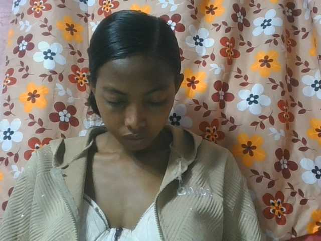 Layah7 live cam on BongaCams