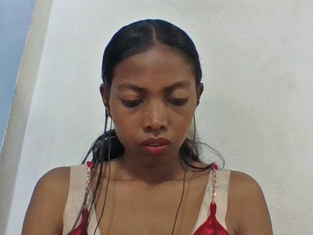 Layah7 live cam preview