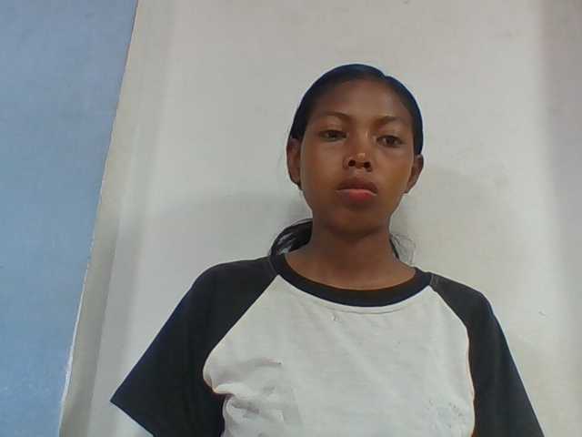Layah7 live cam on BongaCams