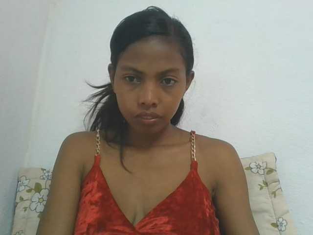 Layah7 live cam on BongaCams