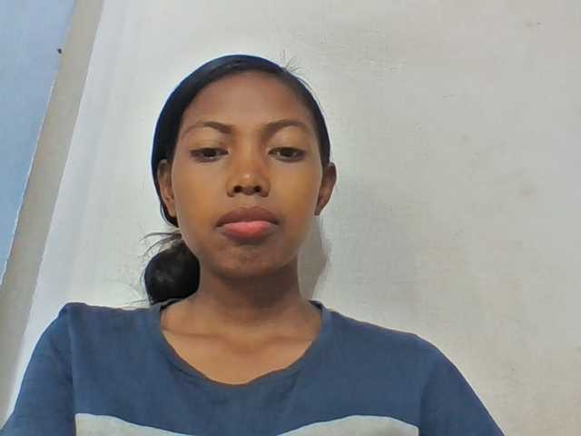 Layah7 live cam on BongaCams