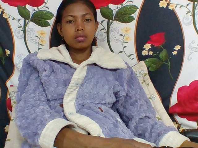 Layah7 live cam on BongaCams