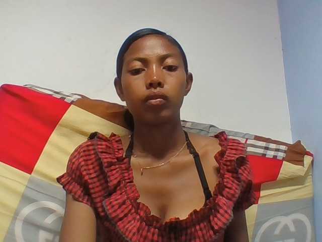 Layah7 live cam on BongaCams