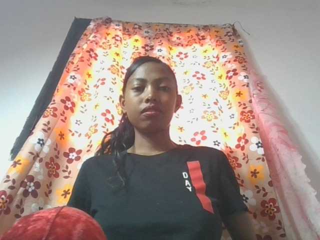 Layah7